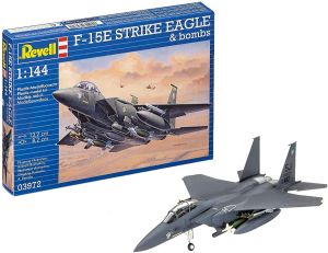 REV03972 - F-15E STRIKE EAGLE plane & bombs to assemble and paint