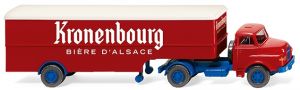 WIK051322 - SAVIEM 4x2 with KRONENBOURG semi-trailer