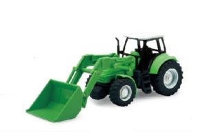 NEW05683B - Tractor with green loader