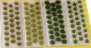 NOC07127 - 104 Tufts of Light Green and Dark Green Herbs
