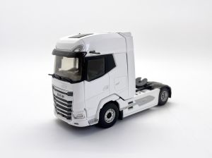 ELI117564 - DAF XG+ 4x2 white