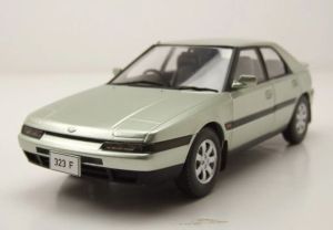 WBXWB124259 - 1989 Mazda 323F (light green)
