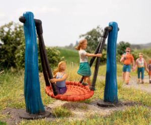 NOC13402 - Bird's nest swing with micro-movement - 7.6 x 3.6 x 7.5 cm