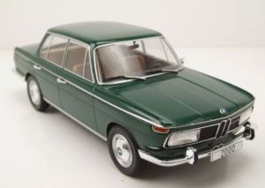MOD18542 - BMW 2000 Type 121 1966 Dark Green