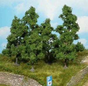 HEK1931 - 4 Fruit trees 9-11 cm