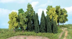HEK1958 - 22 Trees and fir trees 5-12 cm