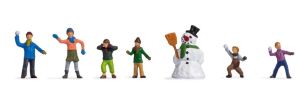 NOC15821 - children in the snow