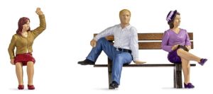 NOC17151 - People sitting