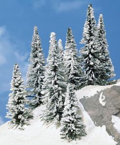 HEK2161 - 8 snow-covered fir trees 7-12 cm