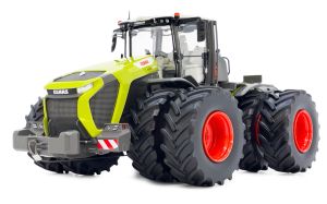 MAR2327 - CLAAS Xérion 12.590 twin tractors