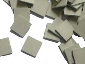 JUW23102 - Batch of 270 concrete slabs