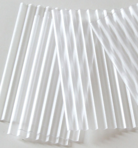 JUW23258 - 30 transparent corrugated sheets 7.8x3.44cm