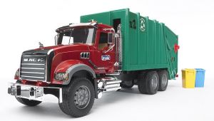 BRU2812 - Refuse truck with 2 dustbins MACK