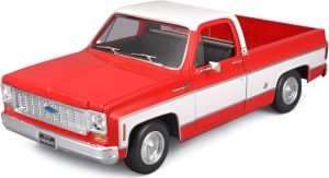 MST31467RD - CHEVROLET C10 Cheyenne Super 1974 red and white