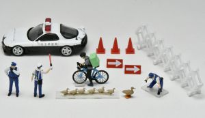 TOM328544 - Police Scene 2 with MAZDA RX-7 Police Car and Accessories