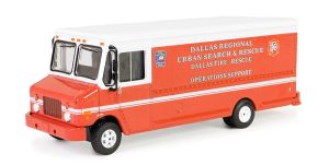 GREEN33250-B - STEP Van 2019 H.D TRUCKS Dallas Fire Department in blister pack