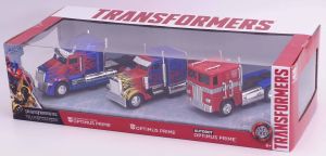 JAD33396 - TRANSFORMERS Truck 3 pack - OPTIMUS Prime