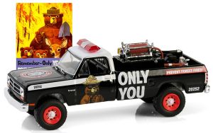 GREEN38070-E - DODGE Ram D250 1987 with firefighting equipment from the SMOKEY BEAR series in blister pack