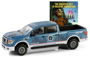 GREEN38070-F - NISSAN Titan XD PRO-4X 2019 blue from the SMOKEY BEAR series in blister pack