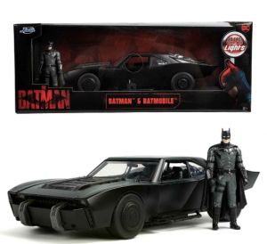 JAD32504 - Batmobile with Batman 2022 with lights