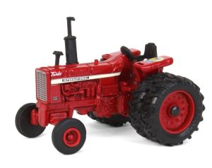 ERT44374 - FARMALL IH 1456 with twin rear wheels and FFA logo