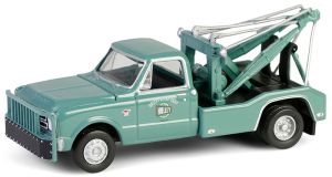 GREEN46160-A - CHEVROLET C-30 Dually 1967 Tow Truck - HOLLEY SPEED SHOP from the DUALLY DRIVERS series (in blister pack)