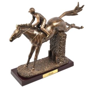 ATL4652106 - Racehorse statue – Arkle