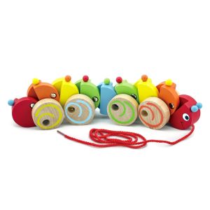 VIG59950 - Wooden pull-along caterpillar