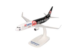 HER614481 - BOEING 737-800 Sun Express EINTRACHT FRANKFURT - SGE EXPRESS white