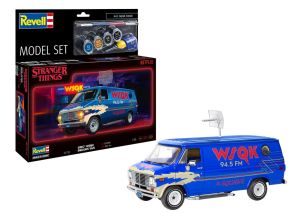 REV67732 - Model Set - GMC WSQK Squawk Van - Stranger Things - Assembly and Painting Kit
