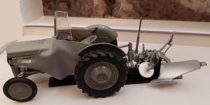 UH5364 - FERGUSON TE 20 with RUMPSTAD plow