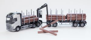 EMEK71301 - VOLVO FH16 6x4 grey rigid with 2+2 axles timber transport trailer and unloading crane