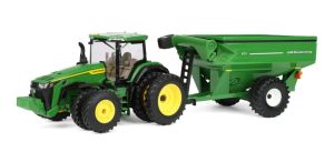 ERT85055 - JOHN DEERE 8R 340 with green J&M grain trailer