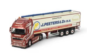 TEK88714 - VOLVO FH05 Globetrotter XL 4x2 with 3-axle trailer (J. PEETERS)