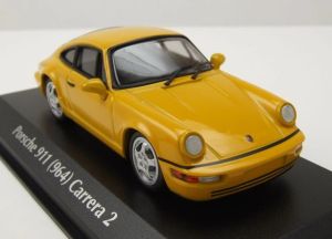 MXC940062920 - 1992 PORSCHE 911 Carrera Yellow