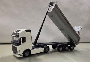 EMEK22351 - VOLVO FH16 4x2 white with 3-axle bucket