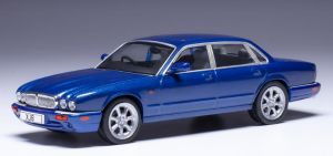 IXOCLC588N.22 - JAGUAR XJ8 1998 Blue