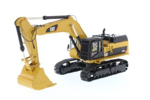 DCM85274 - Excavator CATERPILLAR CAT 374DL with driver and metal box