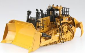 DCM85604 - Bull CATERPILLAR D11T with driver