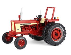 FAR-001 - FARMALL 504 with roll cage and Firestone tires - Limited to 452 units.