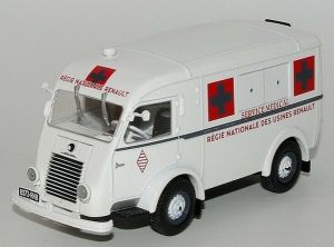 G111N035 - RENAULT 206 e1 Factory Ambulance