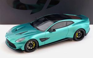 GT551 - ASTON MARTIN Vanquish coupé 2024 metallic green
