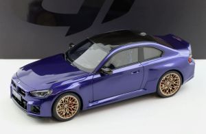 GT552 - BMW M2 CS 2025 Velvet Blue and Purple