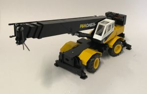 CON2075/0 - All terrain crane P&H Omega black and yellow
