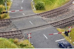 NOC14307 - Barriers with St. Andrew's cross