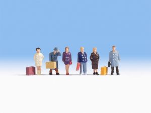 NOC15219 - 6 travelers with luggages