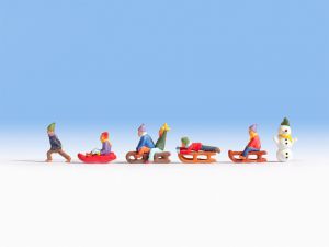 NOC15819 - Children in snow