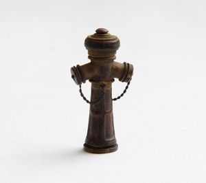 PLSEL027 - 2 model reduced of water hydrant 3cm not paint for diorama