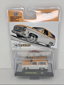 M2M-31500MJS45 - CHEVROLET K5 blazer 1973 with removable roof orange and grey