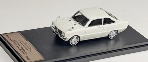 MAGJPFAMILIA - MAZDA Familia rotary coupe 1968 white